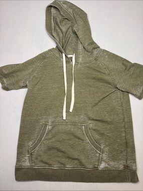 Women's Short-Sleeve Olive Hoodie Pullover